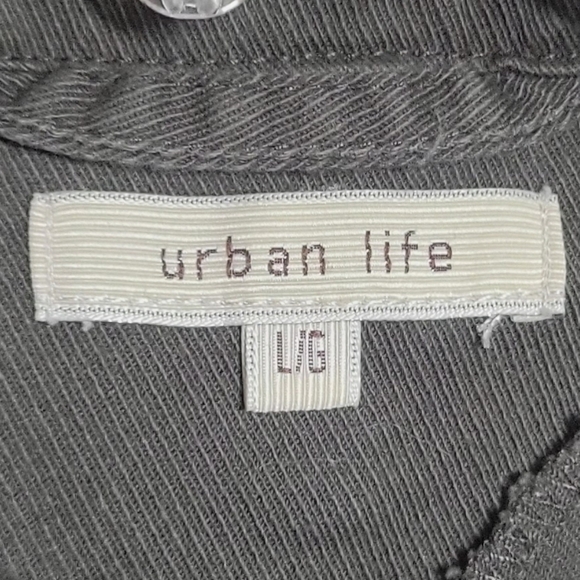 Urban life large cropped vest Victorian style cameo button darted cotton olive - Picture 5 of 6